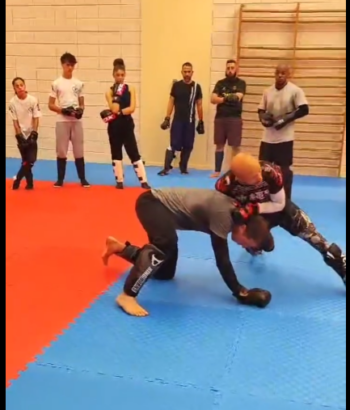 1er cours de MMA au sein du club de Krav-maga et de combat à @villededammarieleslys